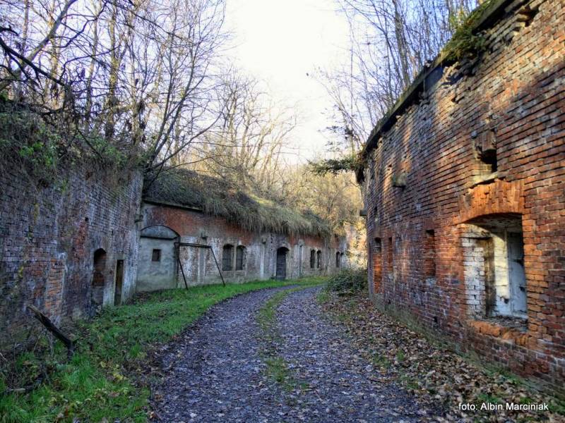 Fort reditowy 7 "Za Rzeką", Bronowice